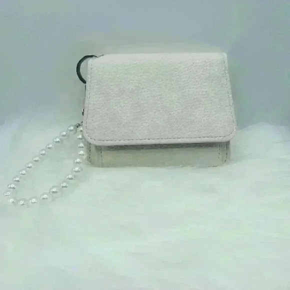 Elsa White Wallet w/ Faux Pearl Keychain Strap - Picture 1 of 6